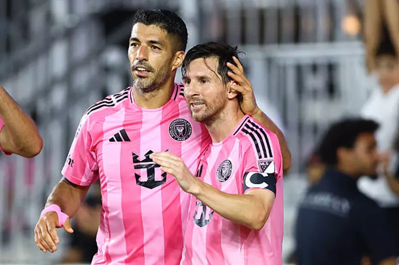 مالك إنتر ميامي: نأمل أن يكون اعتزال ميسي معنا ونعمل على التأهل من مجموعات المونديال