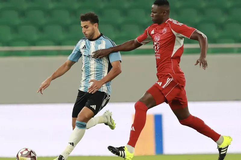 بداية مثيرة للموسم: حمدي فتحي يثير الجدل بضربة جزاء أمام الوكرة