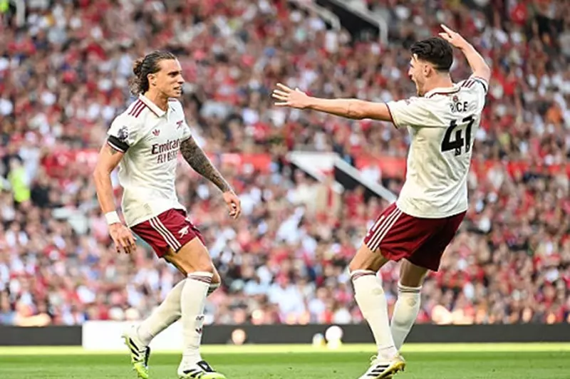 طرق تحليل الأداء: 4 إحصائيات تؤكد تفوق أرسنال على مانشستر يونايتد